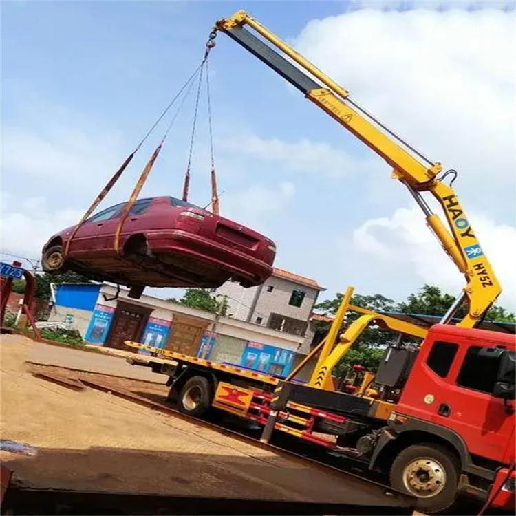 天河吊车救援小汽车怎么吊